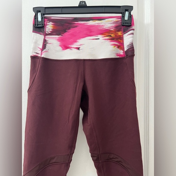 Limited Edition Lululemon Wunder Under Crop (size 4) - Picture 8 of 11